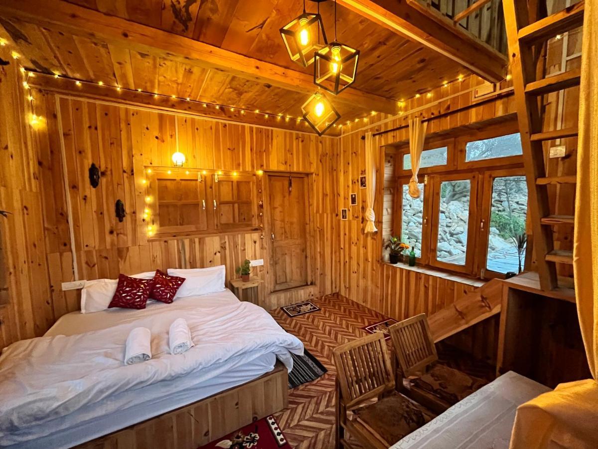 Nebula Nook Cottages Jibhi Eksteriør bilde