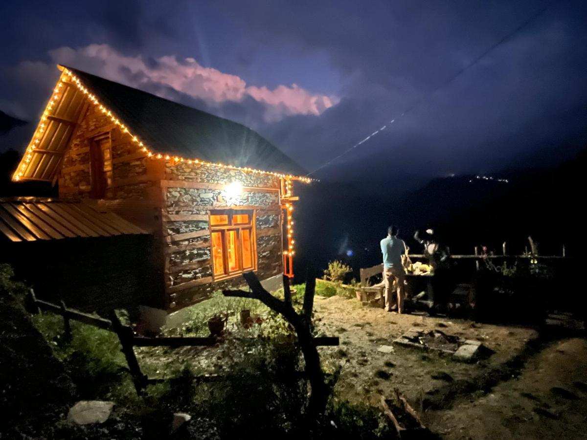 Nebula Nook Cottages Jibhi Eksteriør bilde